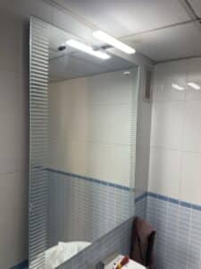 Punto de luz en espejo